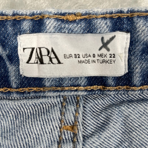 Zara Wide Leg Jeans Women Size 0 Light Blue High Rise Raw Hem - Picture 10 of 14